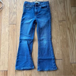 Girls Levi’s High Rise Crop flare, size 7